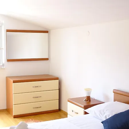 6-pax On The - Floor, Great Sea View, Parking Ensured Apartamento