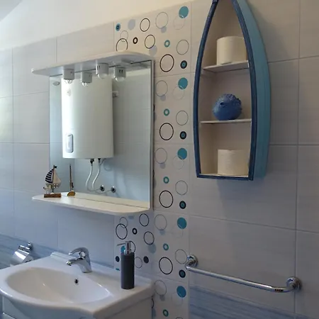 Apartamento 6-pax On The - Floor, Great Sea View, Parking Ensured *
