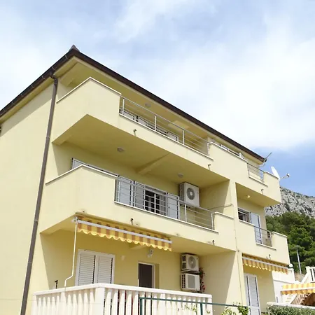 6-pax On The - Floor, Great Sea View, Parking Ensured Apartamento Mimice