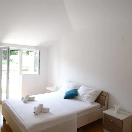 6-pax On The - Floor, Great Sea View, Parking Ensured Apartamento *